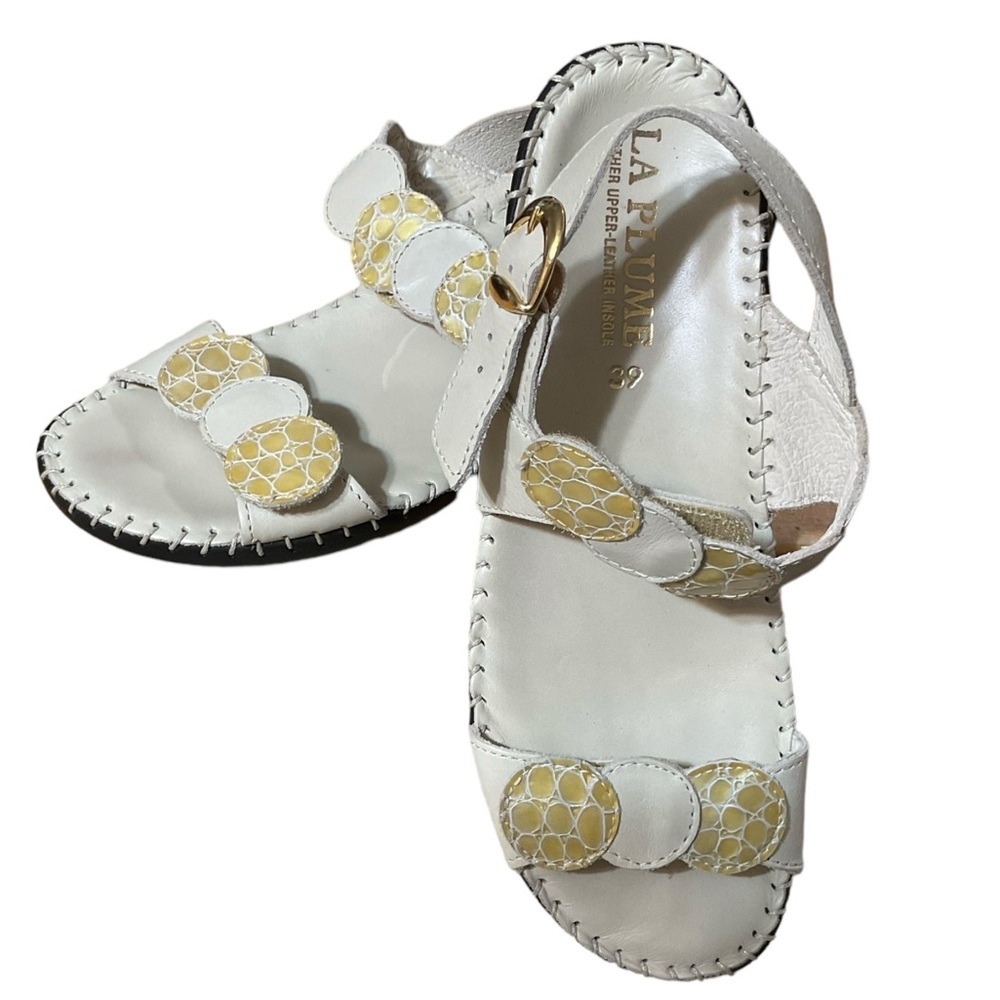 La Plume Fiora Cream & Gold  Leather Sandals‎ Size 39 NWOT